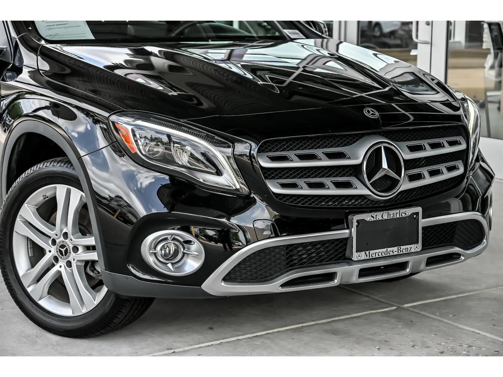 Used 2020 Black Mercedes-Benz GLA 250 4MATIC® image 2