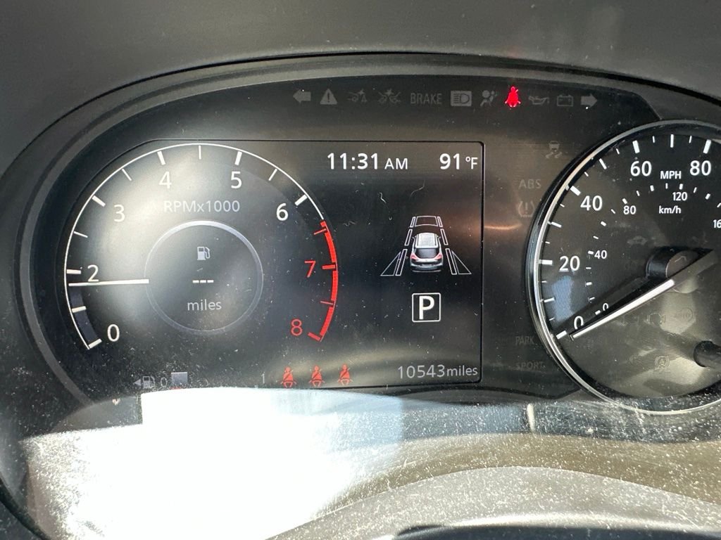 Used 2023 White Nissan SV image 4