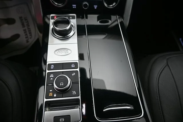 Used 2021 Fuji White Land Rover Westminster image 18