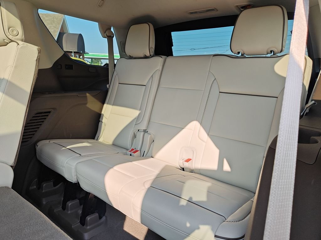 Used 2021 Beige GMC Denali image 25