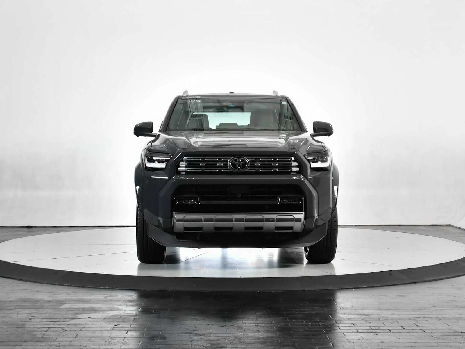 Used 2025 Underground Toyota Limited image 8