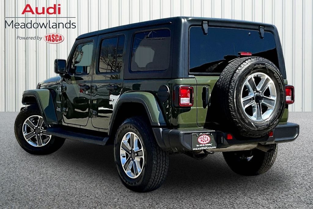 Used 2022 Green Jeep Unlimited Sahara image 4
