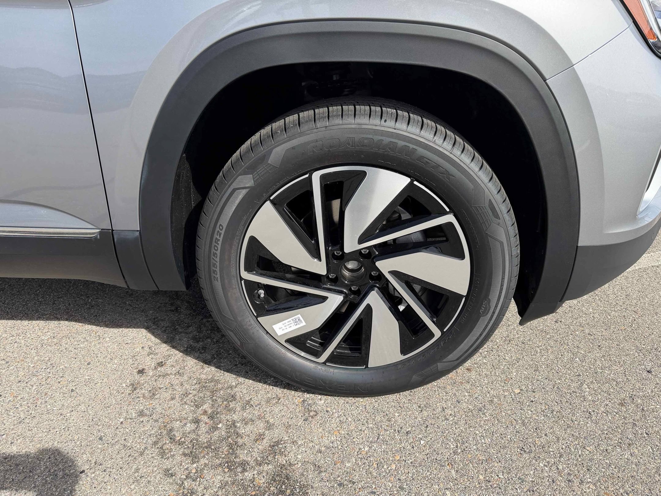 New 2026 Silver Mist Volkswagen 2.0T SEL image 12