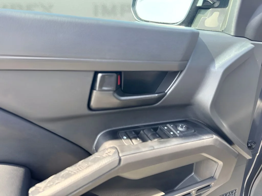 Used 2026  Toyota SR5 image 24