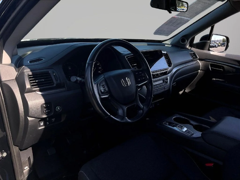 Used 2025 Black Honda Sport image 19