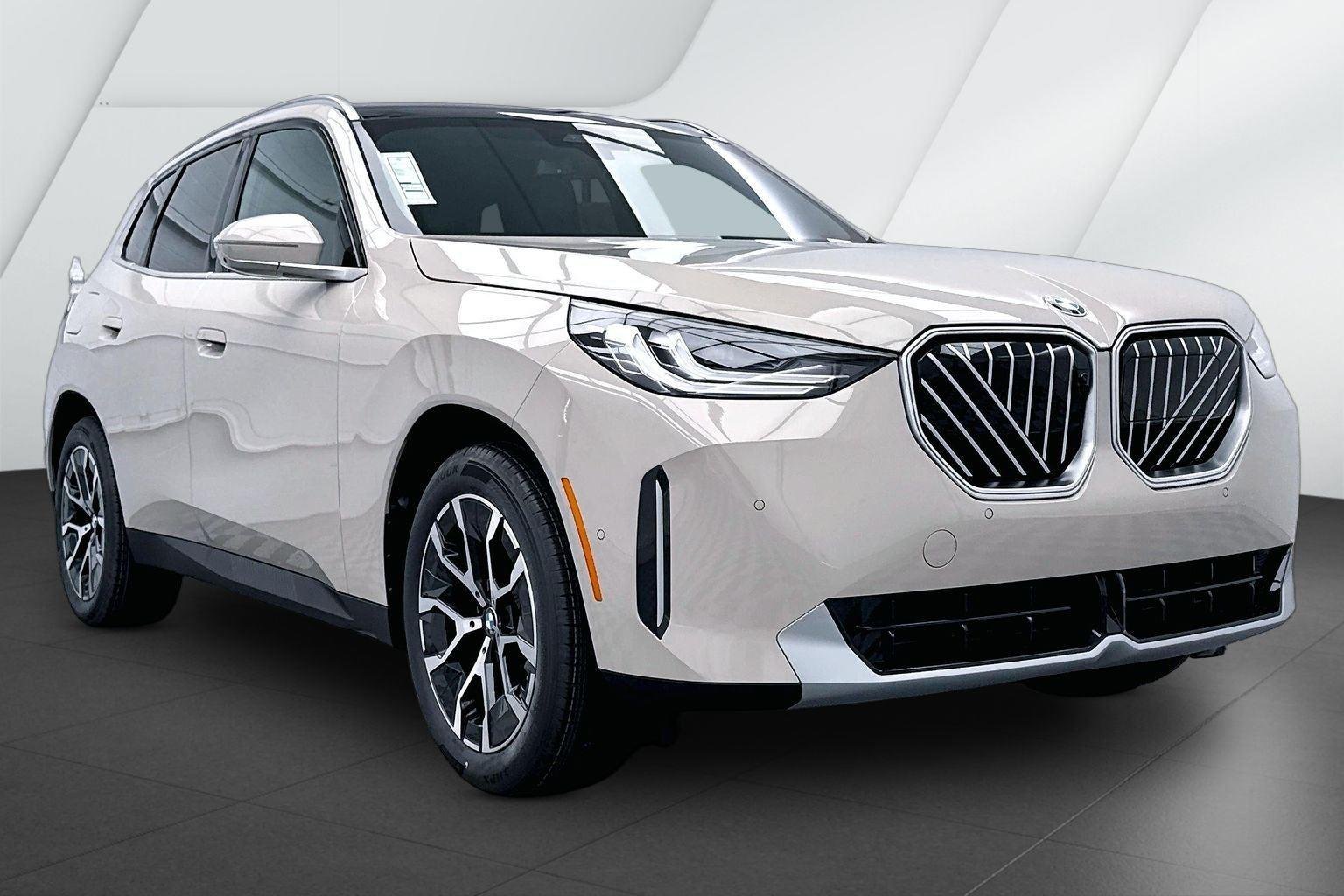2026 BMW X3 30 XDRIVE's photo