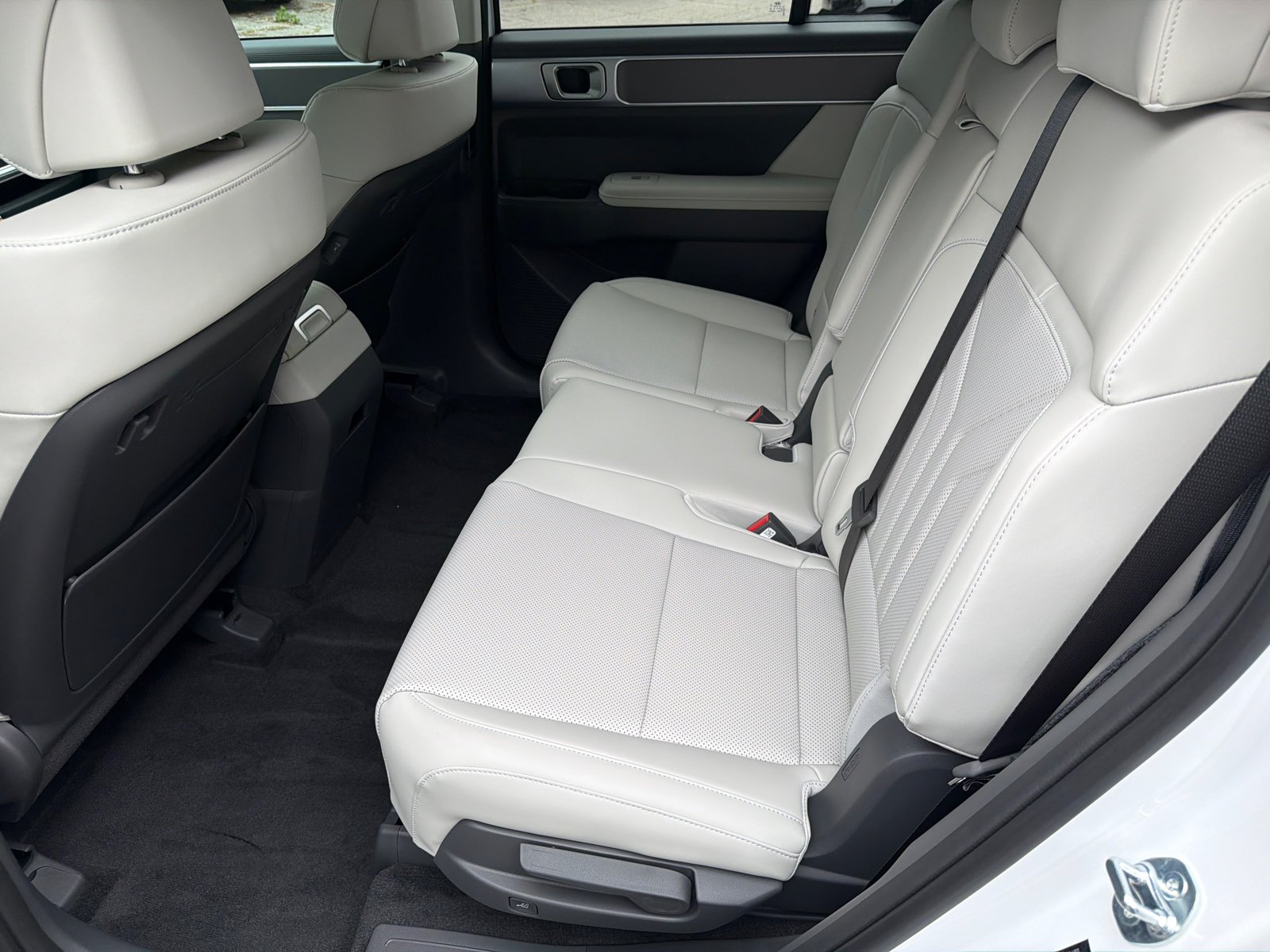 New 2026 Serenity White Hyundai SEL image 15