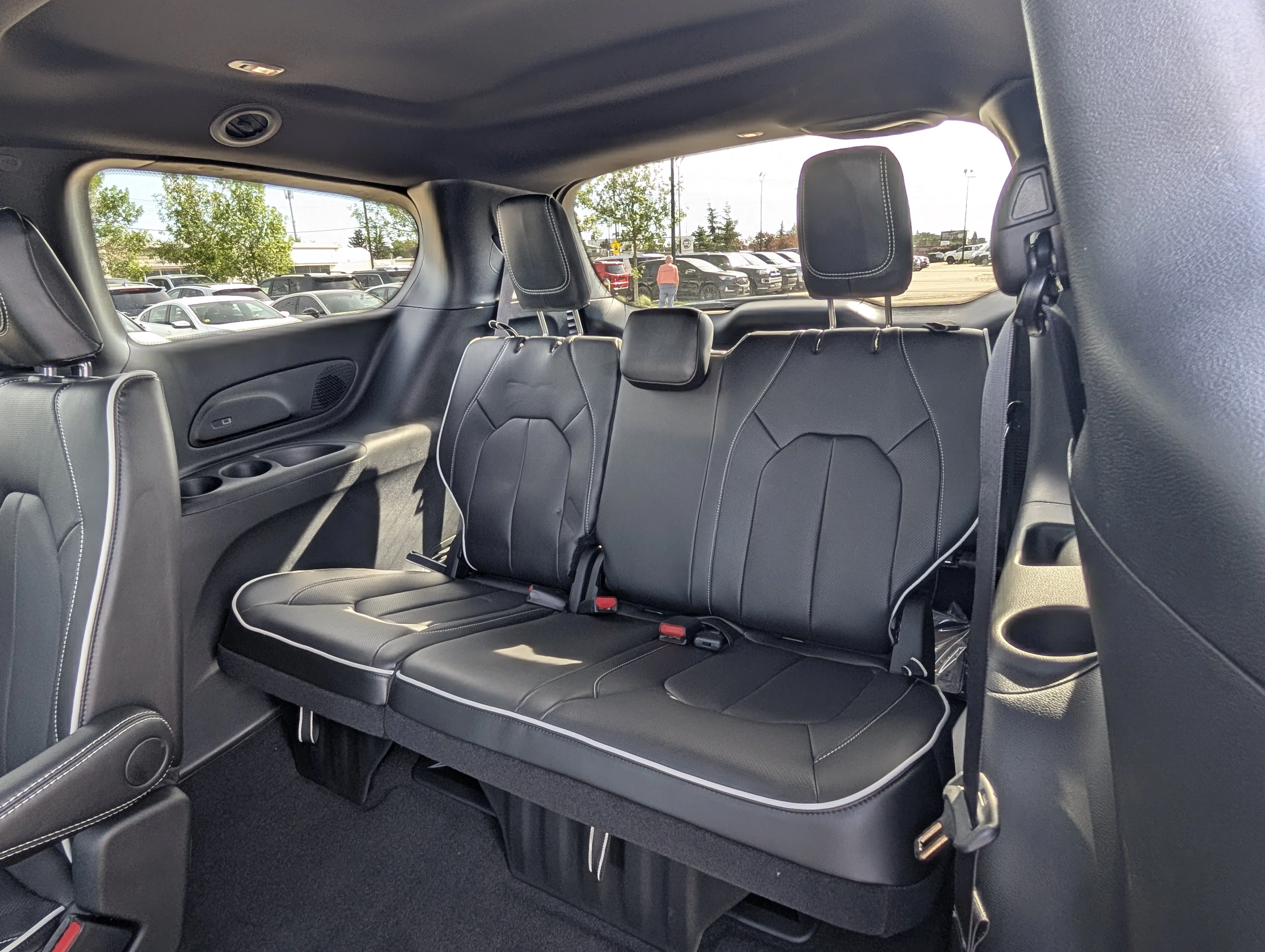New 2026 Bright White Chrysler Limited image 21