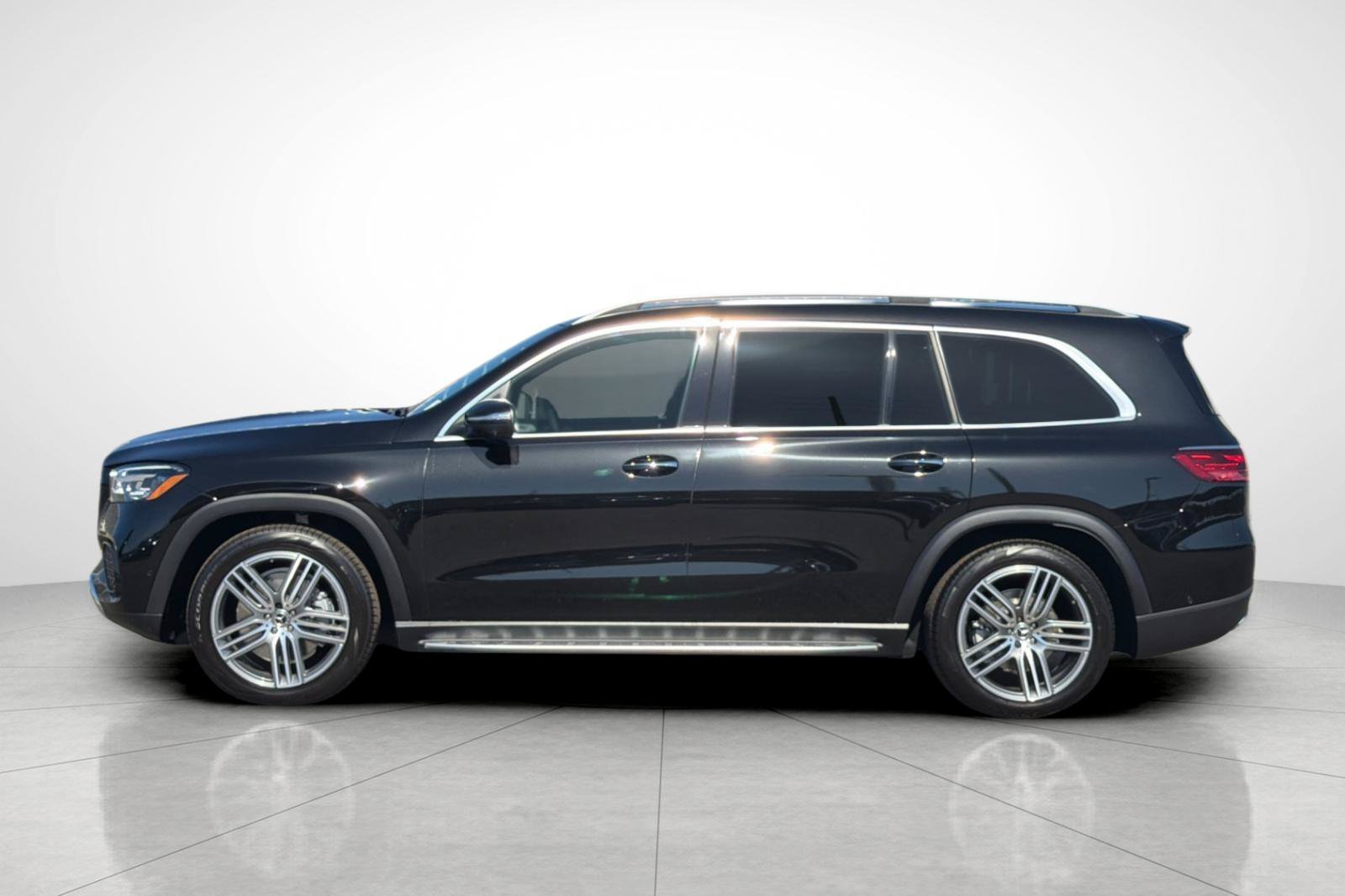 New 2026 Obsidian Black Metallic Mercedes-Benz GLS 450 image 33