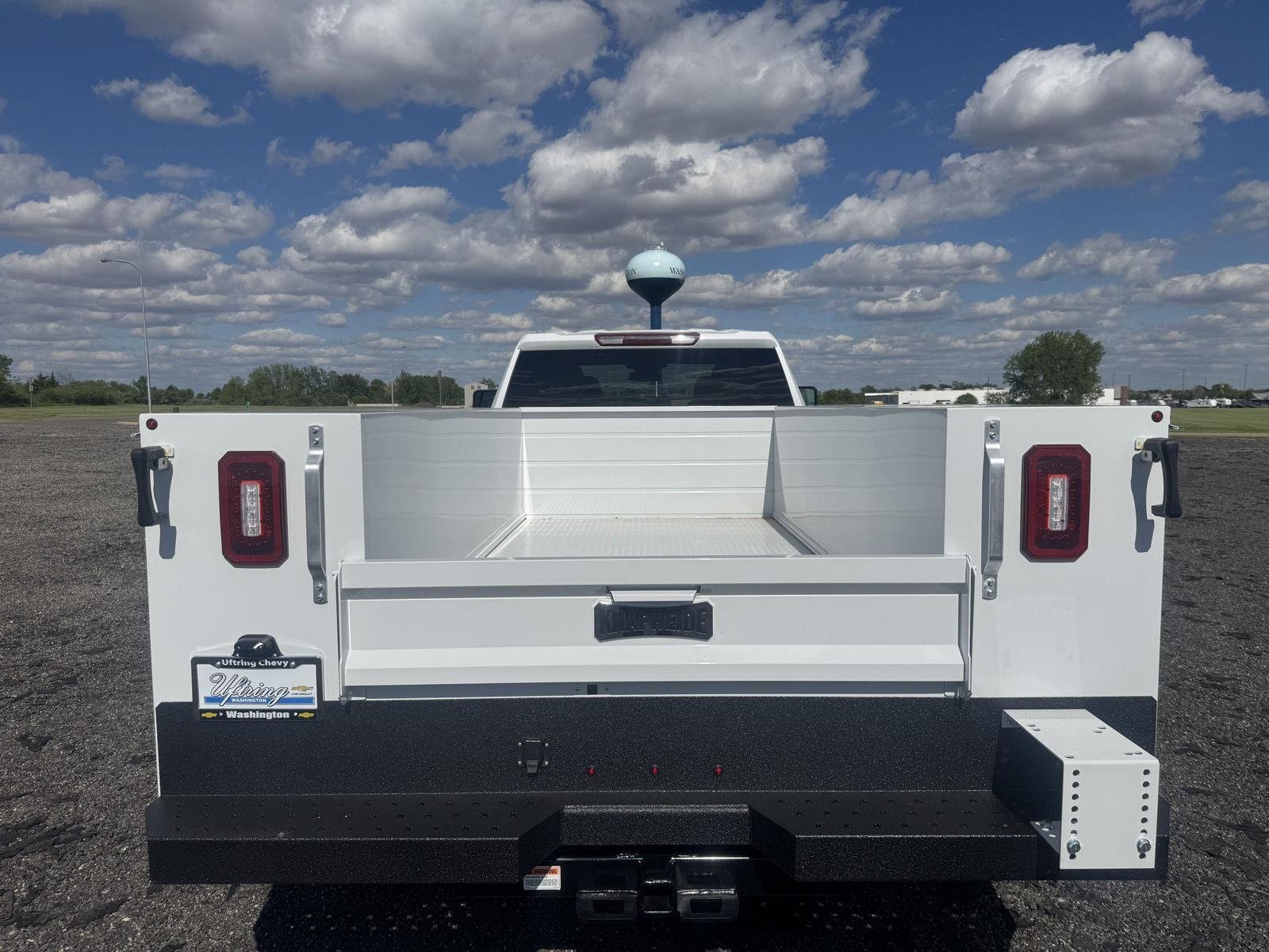 New 2026 Summit White Chevrolet Work Truck image 4