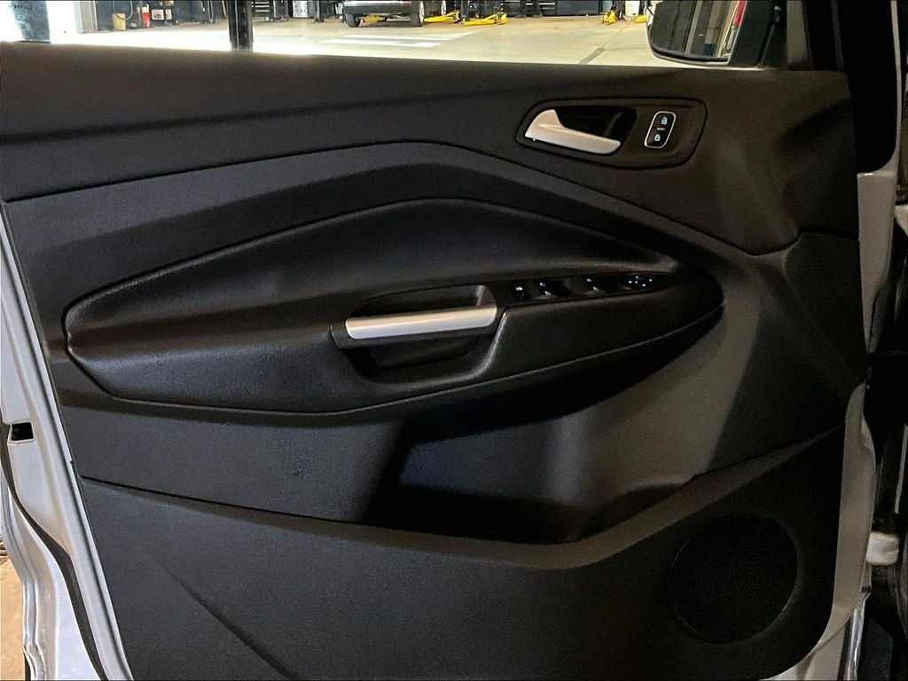Used 2018 Silver Ford SE image 9