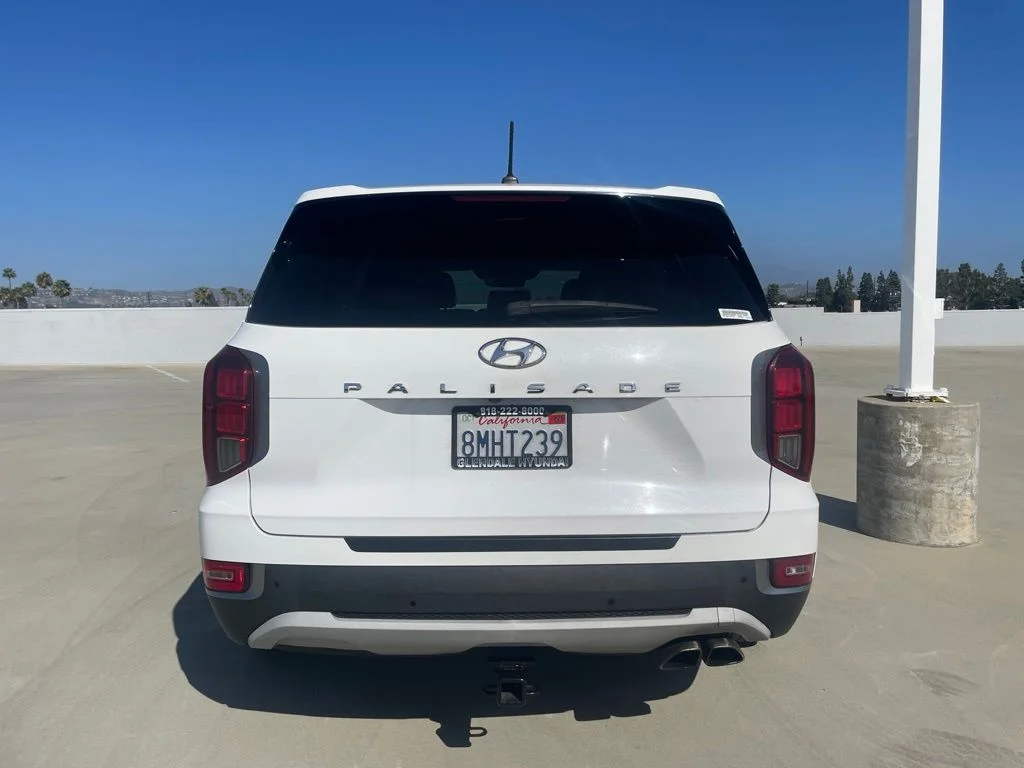 Used 2020 Hyper White Hyundai SEL image 3