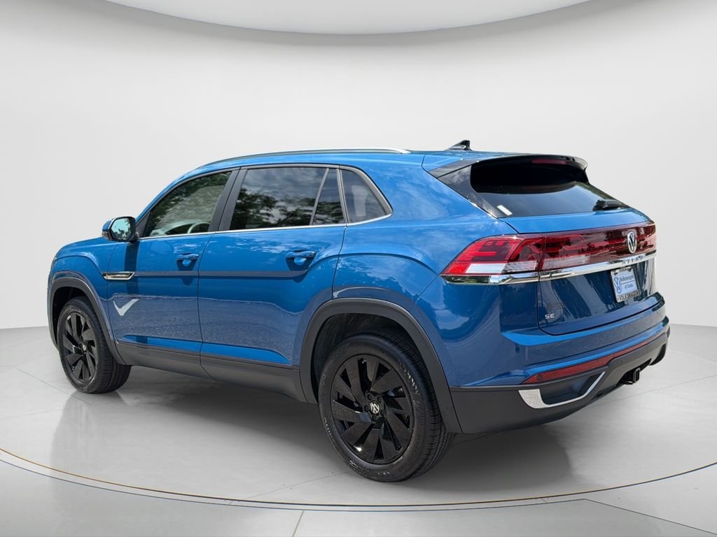New 2026 Mountain  Lake Blue Metallic Volkswagen 2.0T SE w/Technology image 4