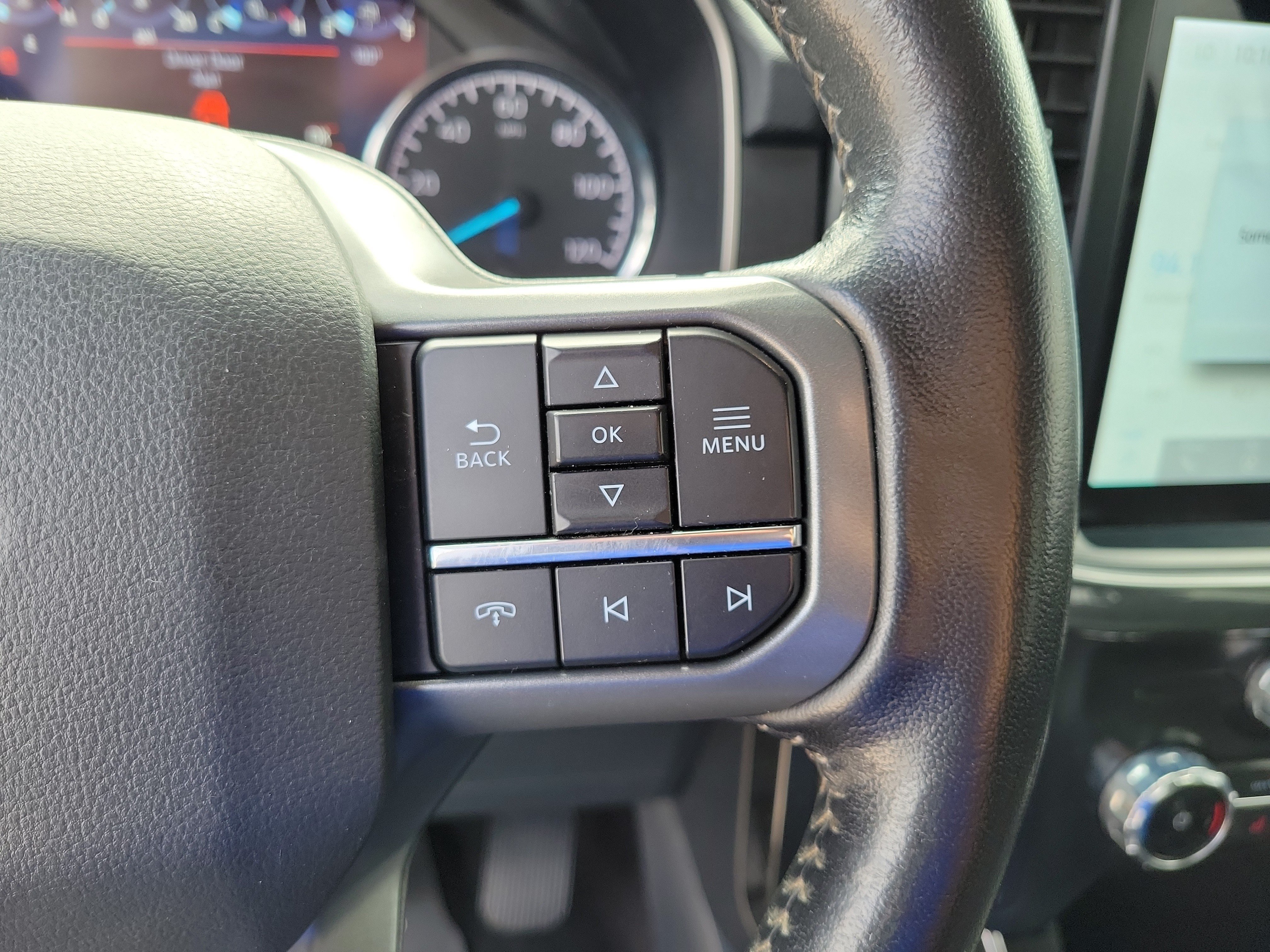 Used 2022 Blue Metallic Ford XLT image 23