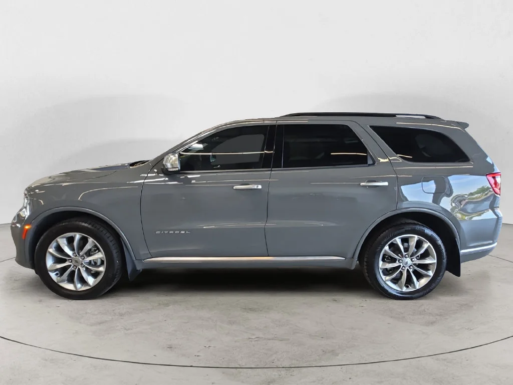 Used 2022 Gray Dodge Citadel image 12