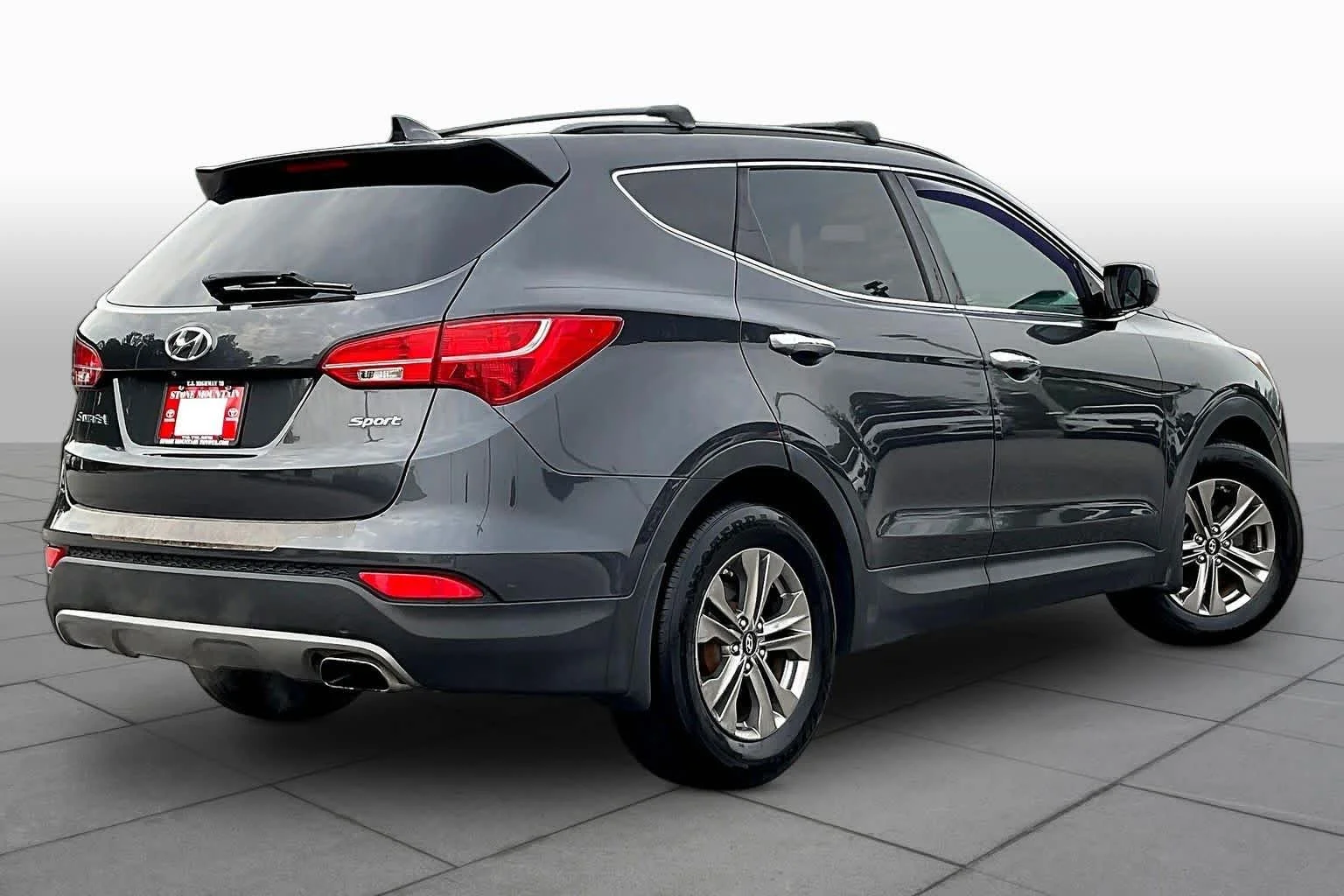 Used 2016 Platinum Graphite Hyundai  image 13