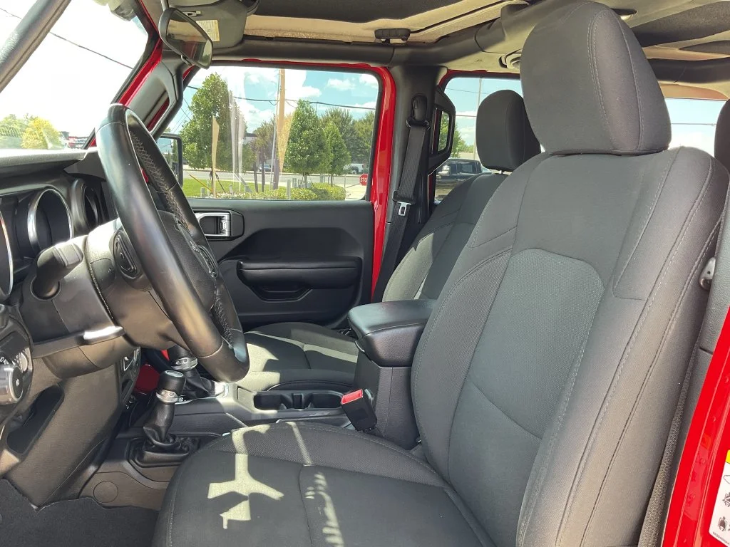 Used 2019 Red Jeep Unlimited Sport S image 11