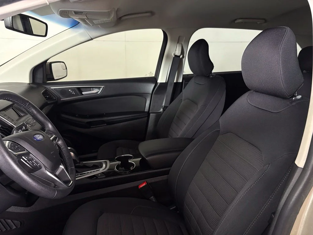 Used 2017 Gold Ford SEL image 18