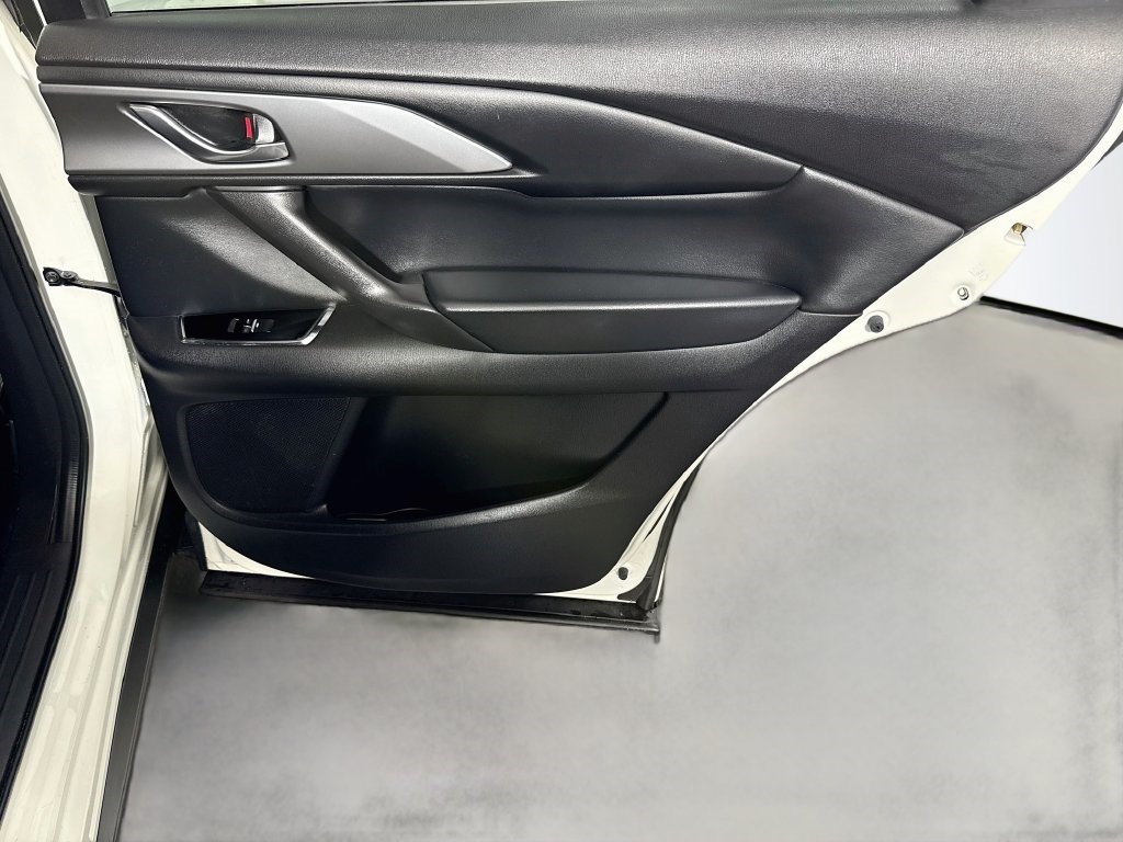 Used 2020 Snowflake White Pearl Mica Mazda Touring image 24