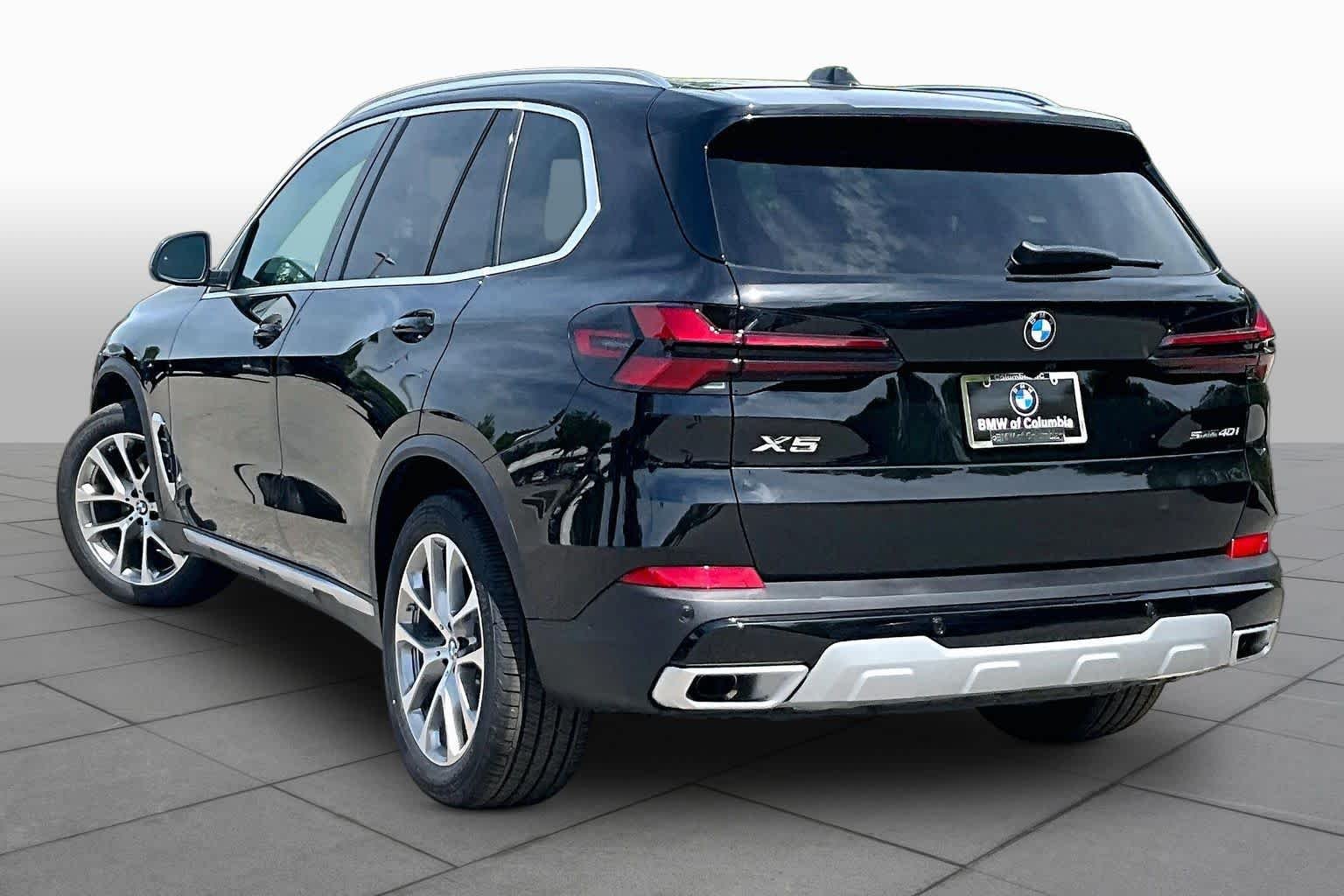 New 2026 Black Sapphire Metallic BMW sDrive40i image 12
