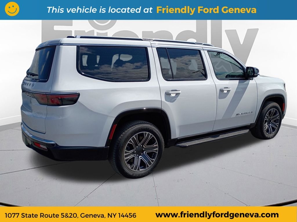 Used 2024 White Jeep Base image 5