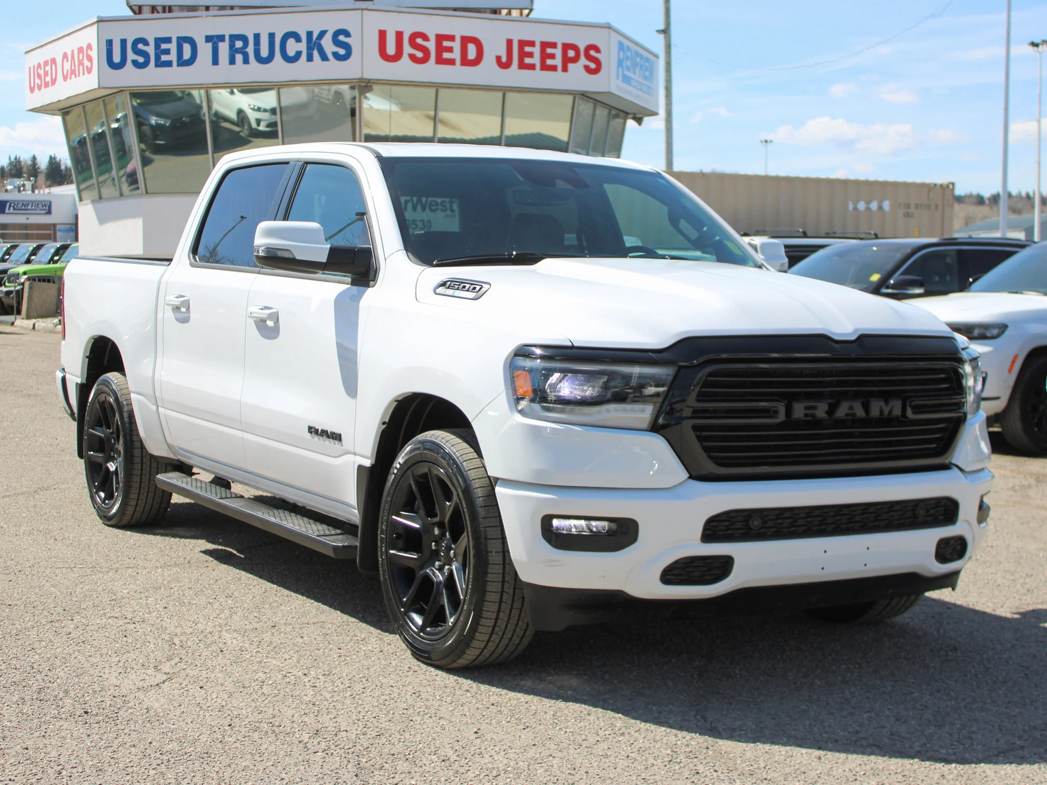 Certified Used 2023 White RAM Sport * No Accidents | HEMI V8 | Heated Seats | Night Edition | Bedliner | Apple CarPlay | 3M PPF image 8