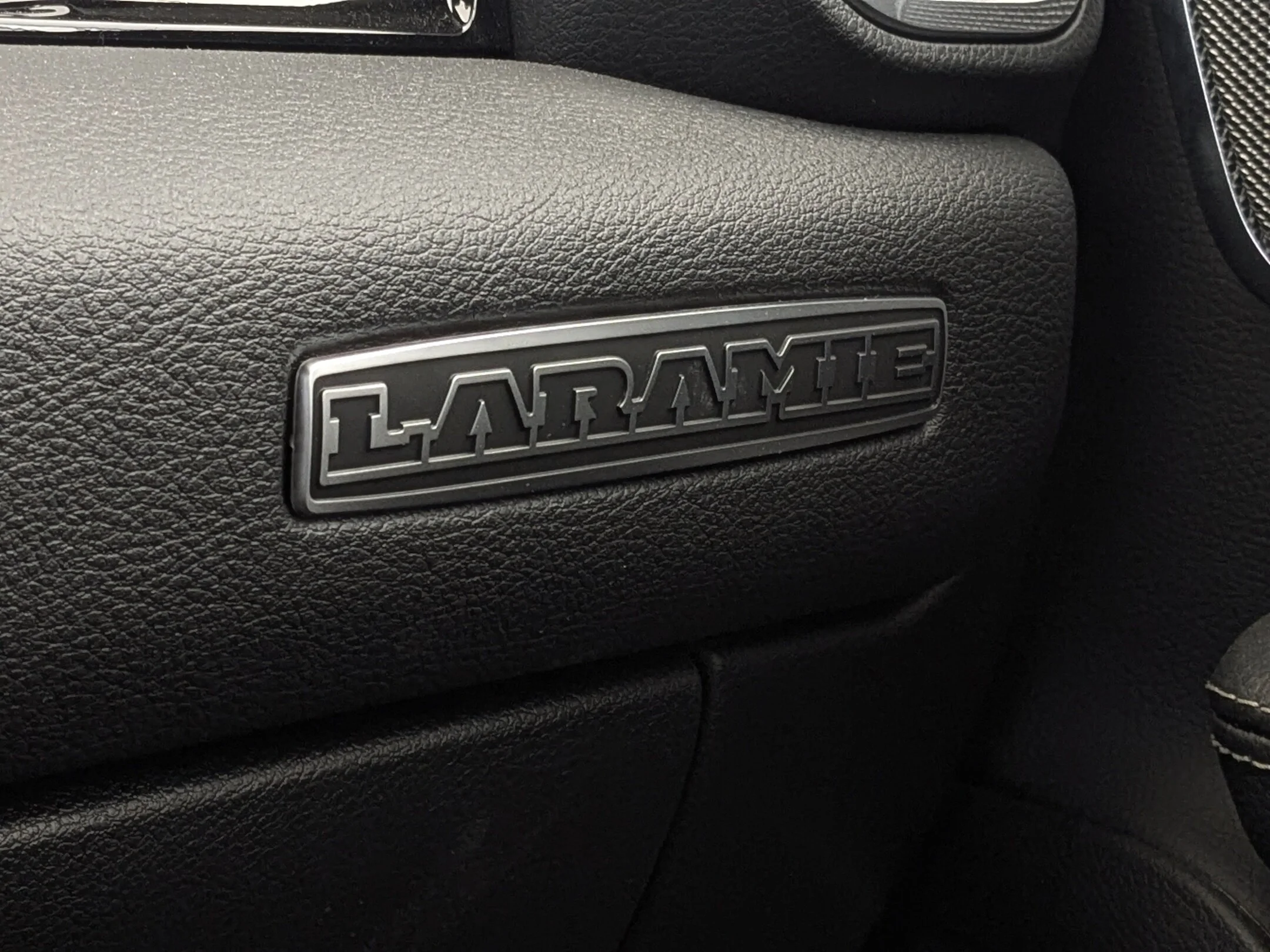 New 2026 Black RAM Laramie - - Night Edition - Level 2 Grp - Pano Sunroof - Harman/Kardon Audio & More! image 29