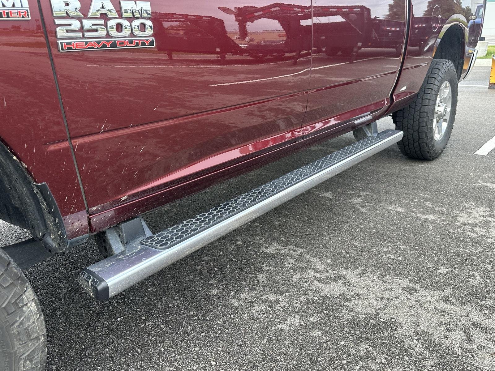 Used 2017 Delmonico Red Pearlcoat Ram Big Horn image 9