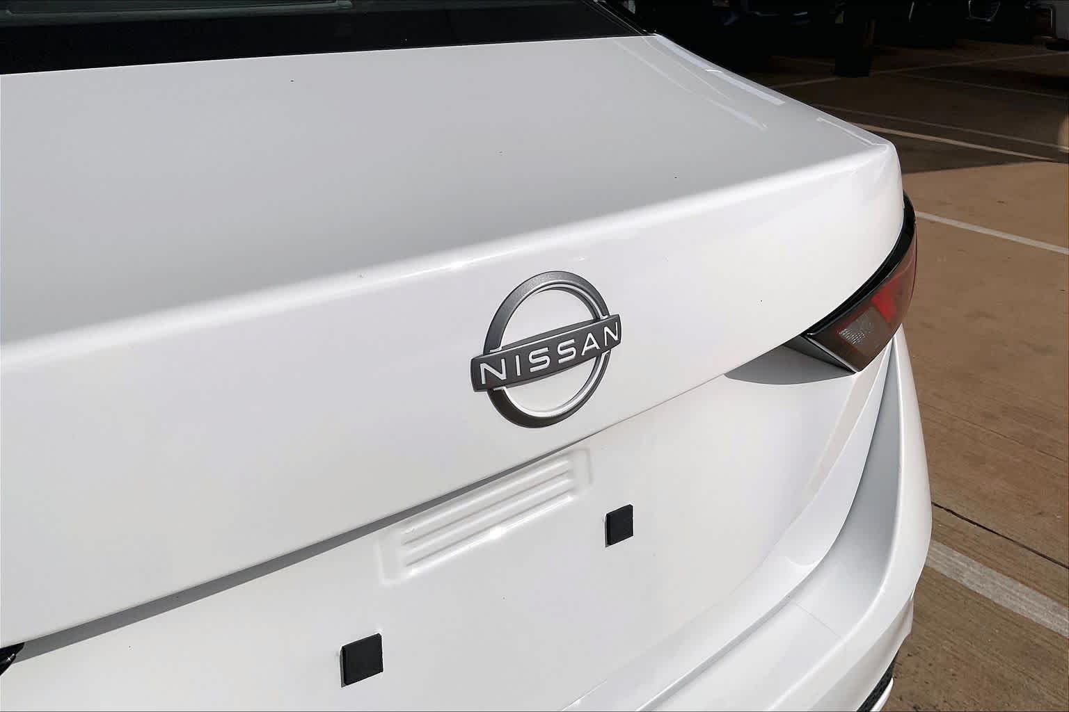 Used 2025 Fresh Powder Nissan SV image 30