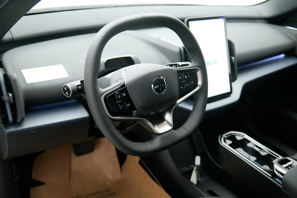 New 2026 Crystal White Volvo Ultra image 13