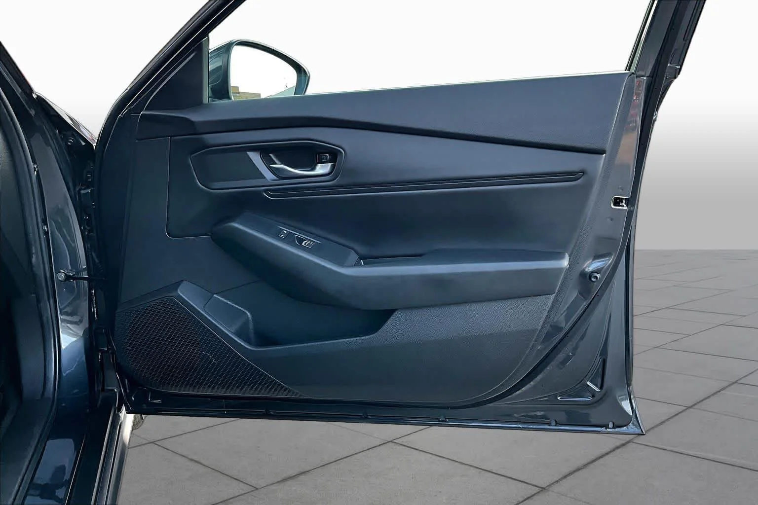 Used 2024 Meteorite Gray Metallic Honda EX image 23