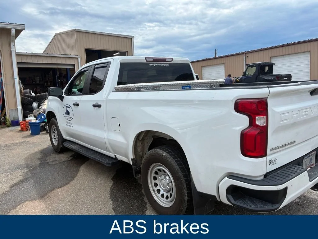 Used 2022 Summit White Chevrolet Custom image 20