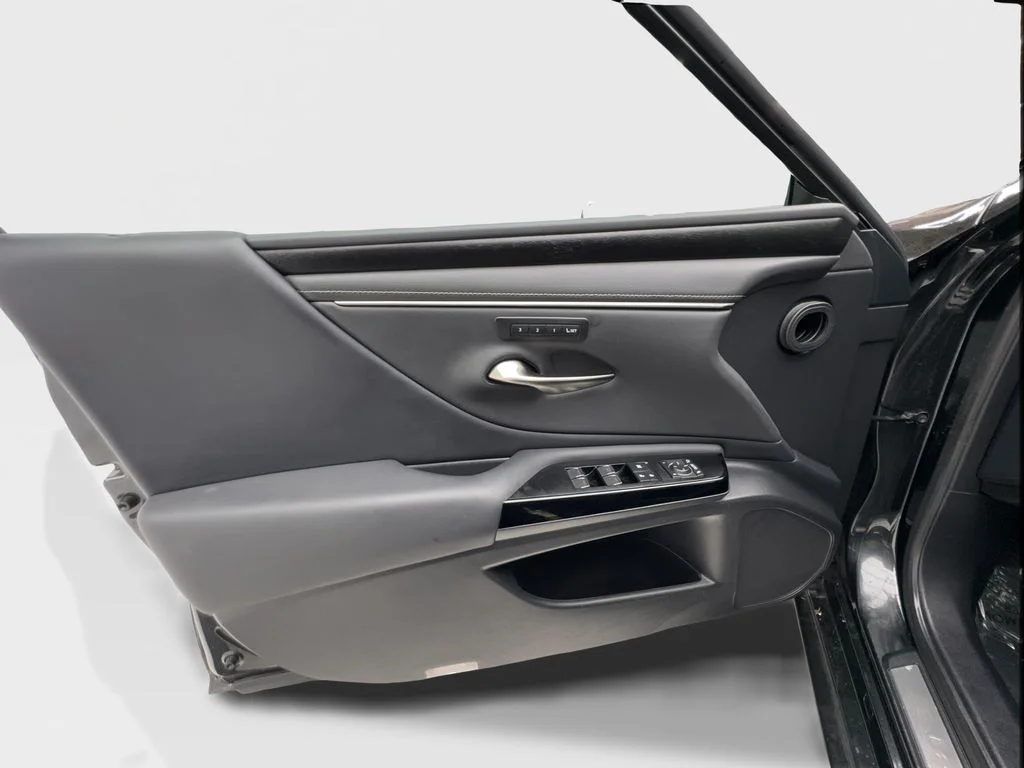 Used 2023 Black Lexus 350 image 24