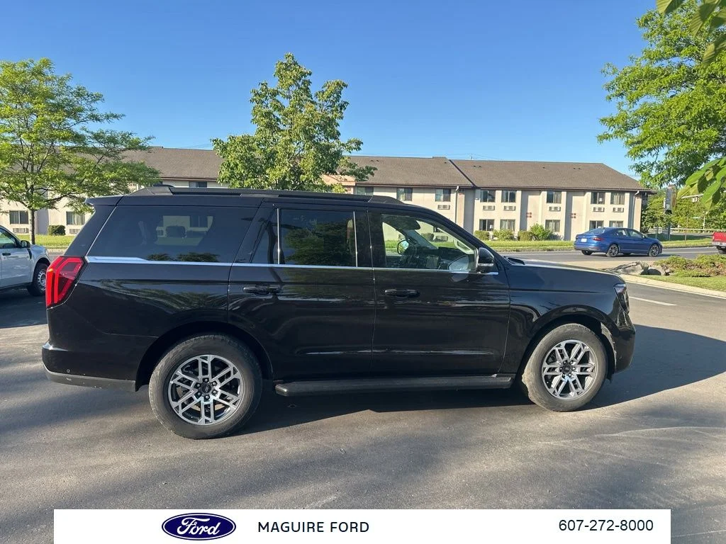 Used 2025 Black Ford Active image 3