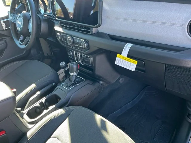 Used 2026 Green Jeep Sport image 27