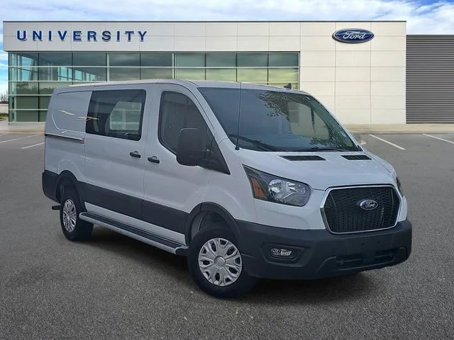 Used 2025 White Ford Base image 1