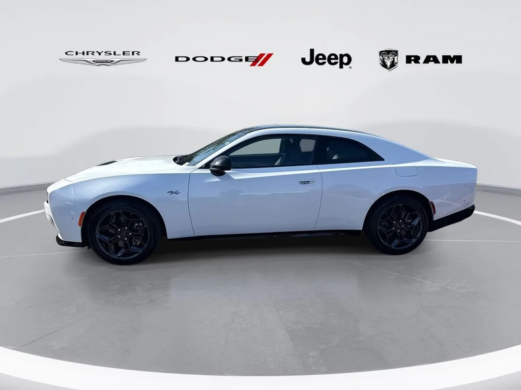 New 2026 White Dodge R/T image 4