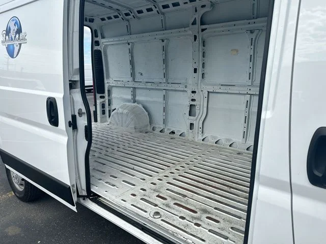Used 2023 White Ram High Roof image 21