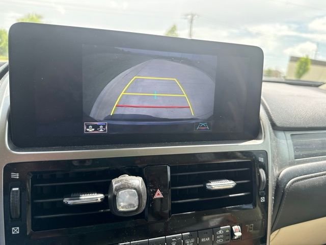 Used 2022 Black Lexus 460 image 11