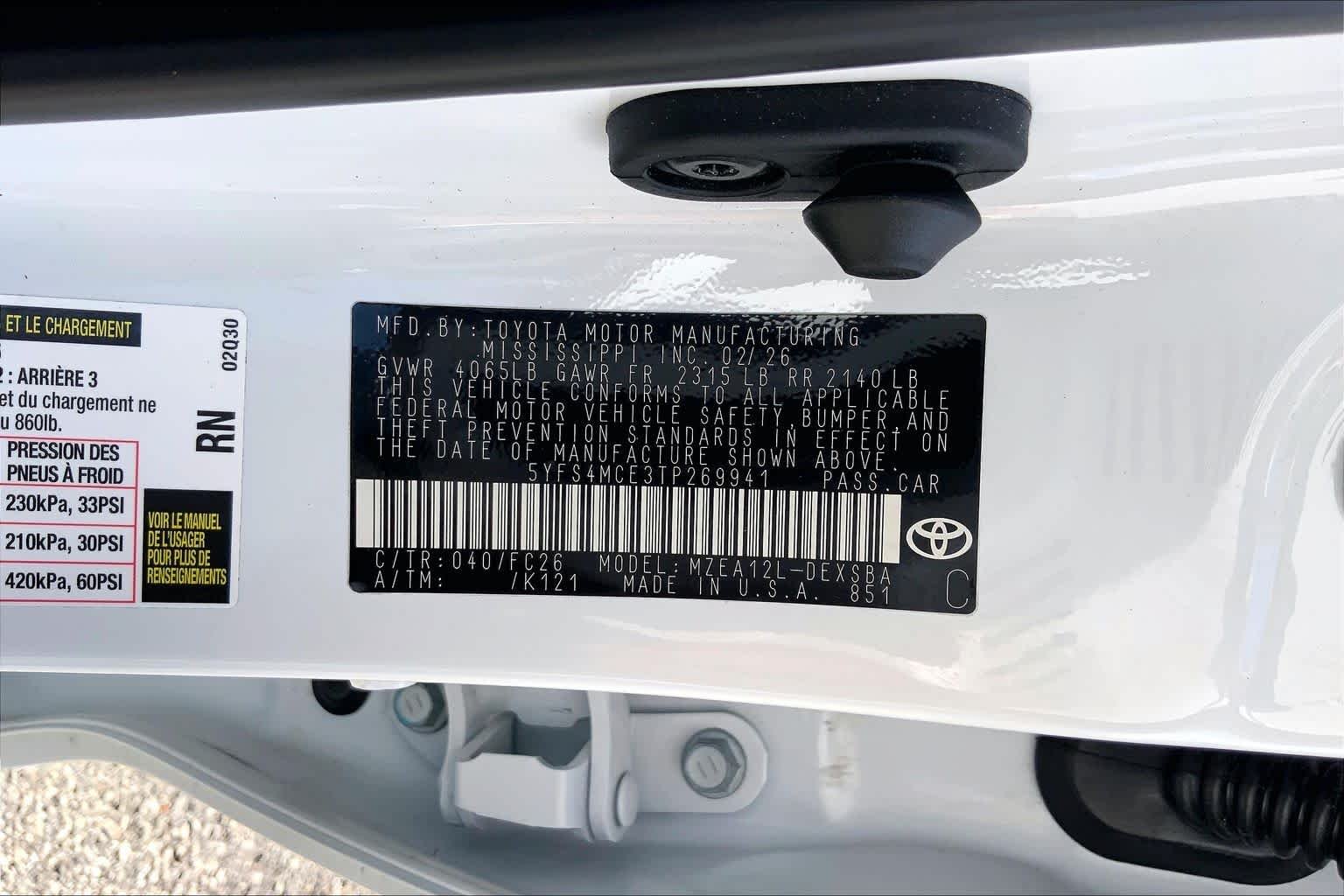 Used 2026 Ice Cap Toyota SE image 34
