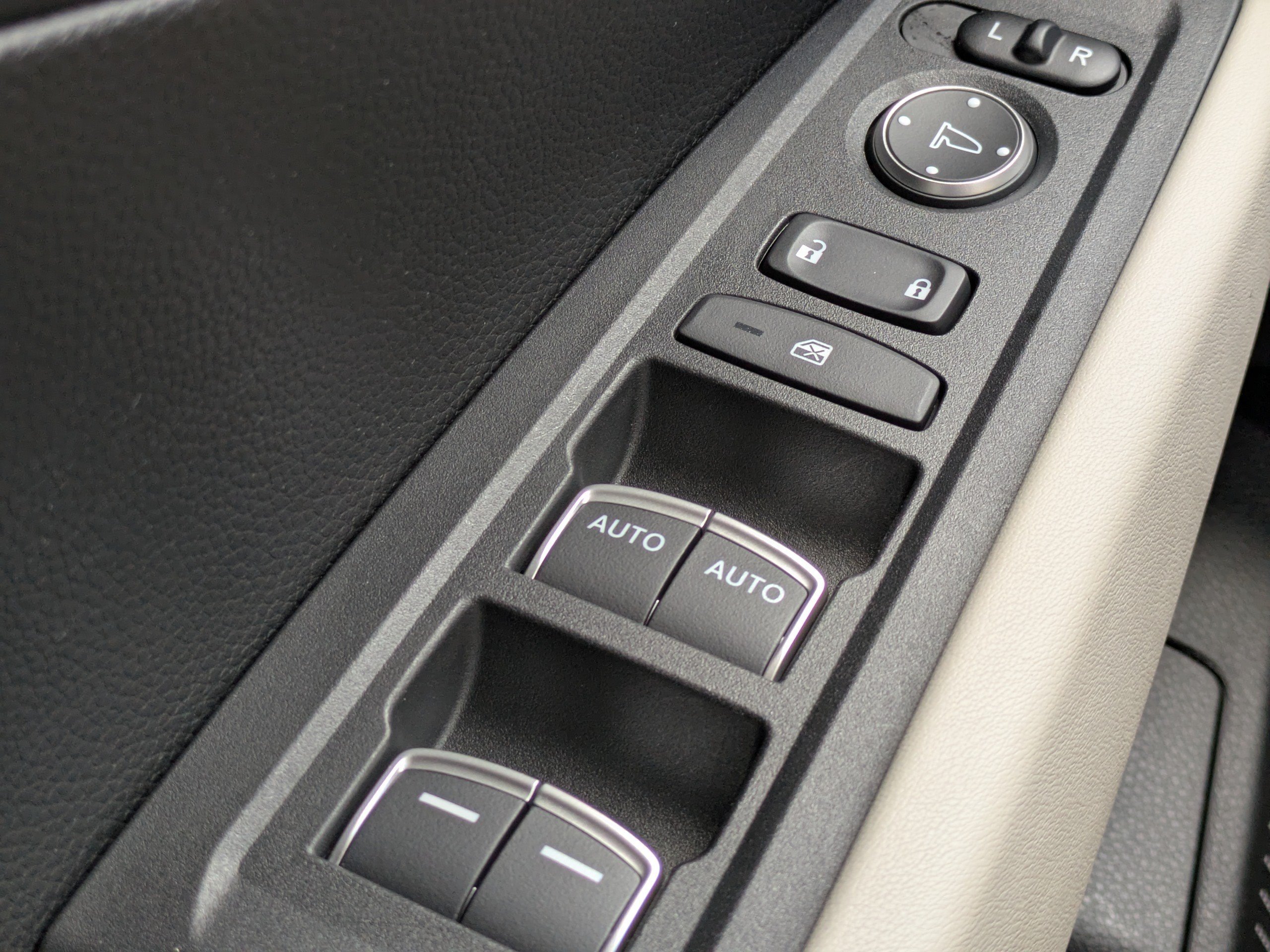 2023 Honda Accord LX - Photo 20