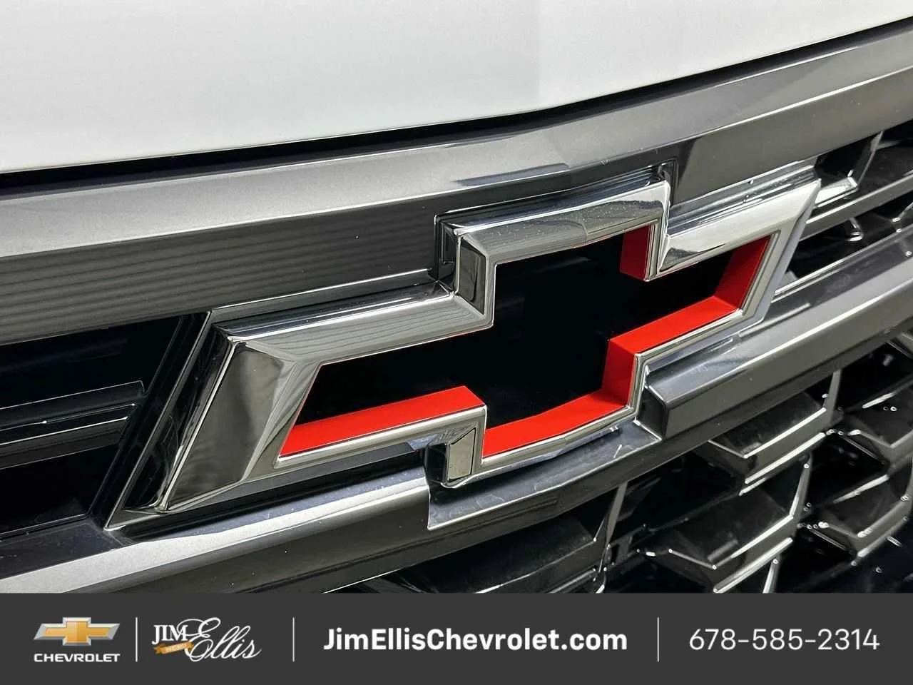 New 2026 Summit White Chevrolet ZR2 image 64