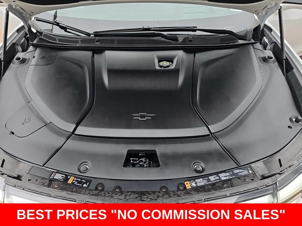 Used 2024 White Chevrolet RS image 33