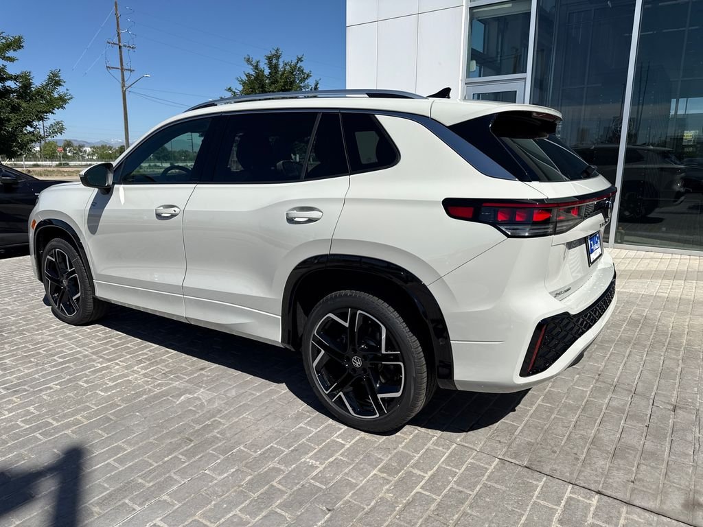 New 2026 Sandstone Volkswagen 2.0T SEL R-Line Turbo image 3