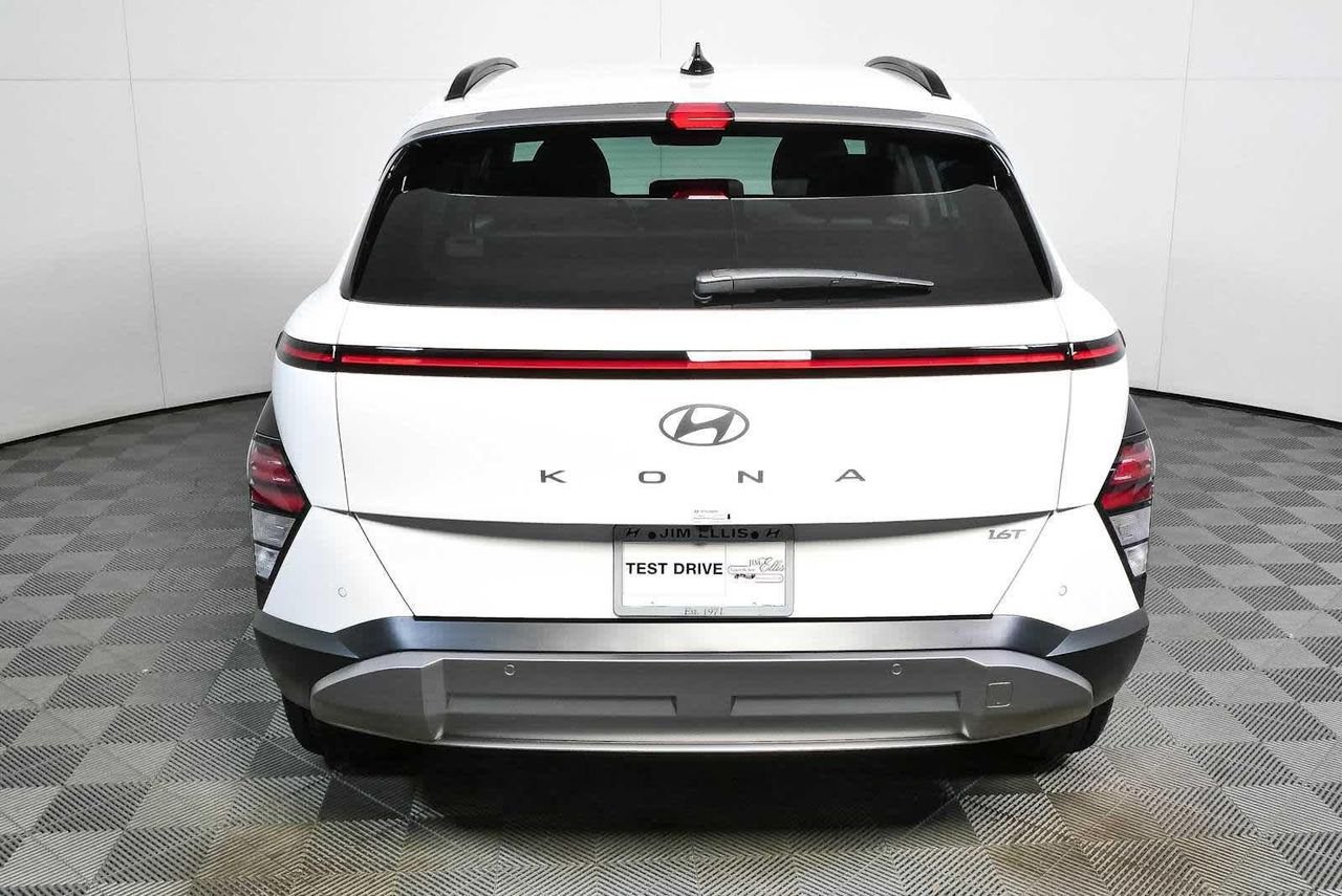 New 2026 Atlas White Hyundai Limited FWD image 41