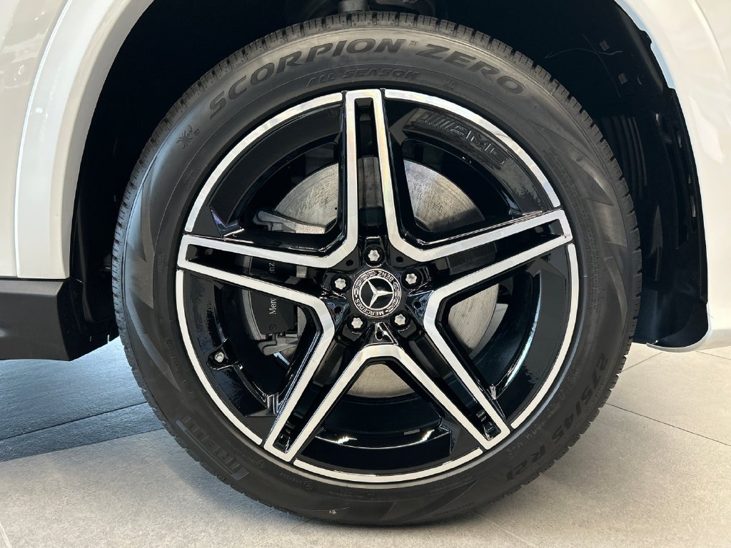 New 2027 Polar White Mercedes-Benz GLS 450 image 61