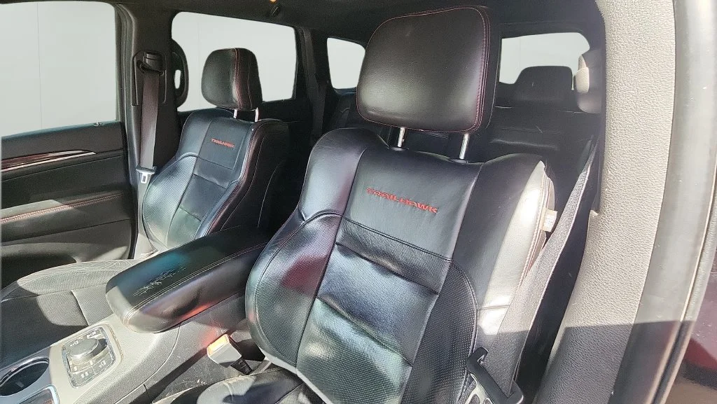 Used 2020 Black Jeep Trailhawk image 13