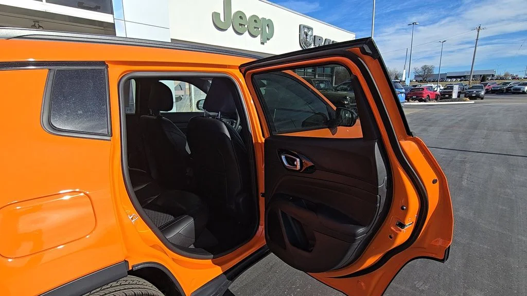 New 2026 Joose Exterior Paint Jeep Latitude image 18