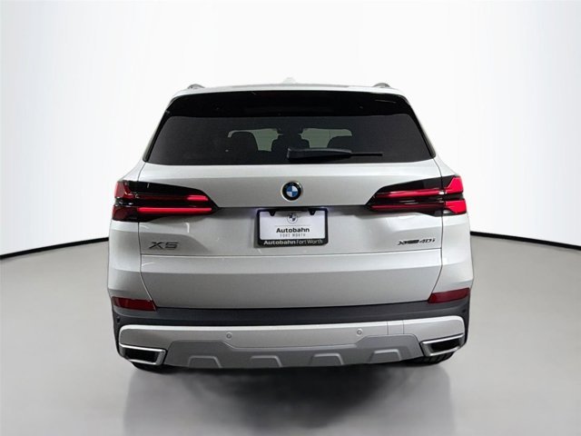 Used 2026 Mineral White Metallic BMW xDrive40i image 6