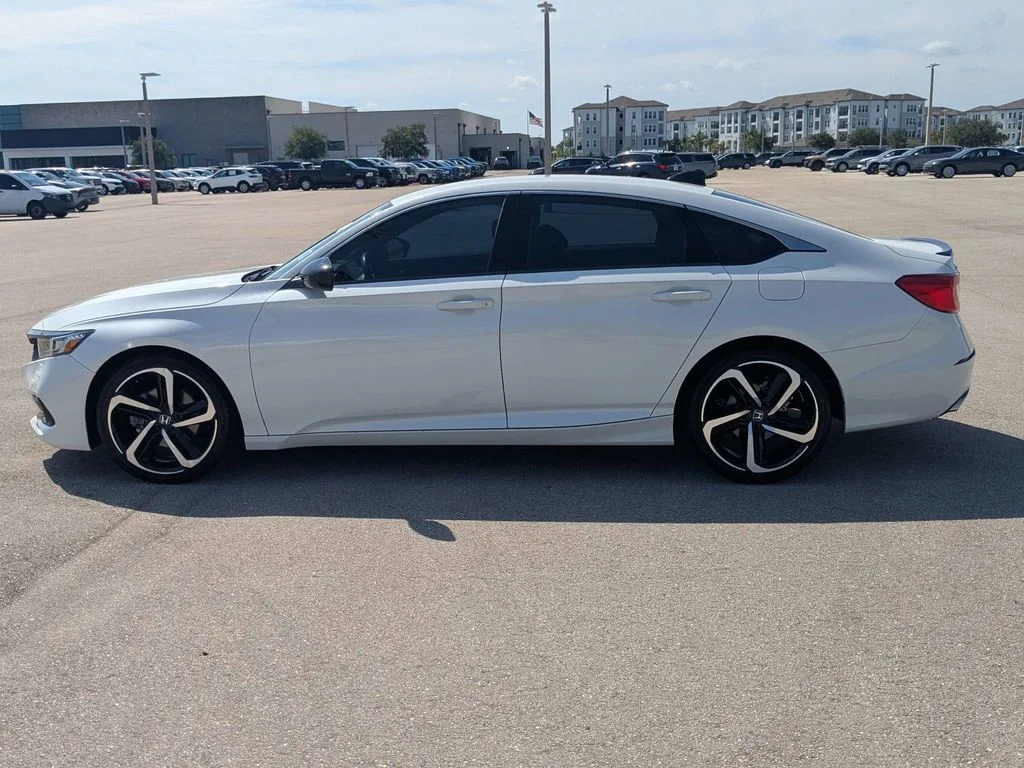 Used 2022 White Honda Sport image 8